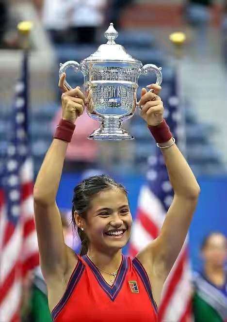 任左后卫 任左后卫