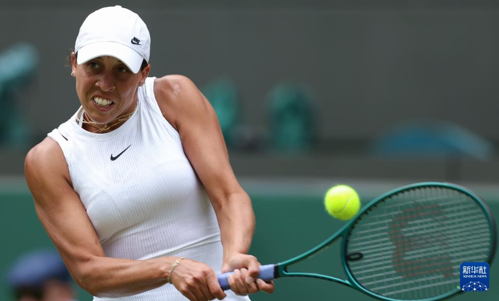 赛季中更加 赛季中更加