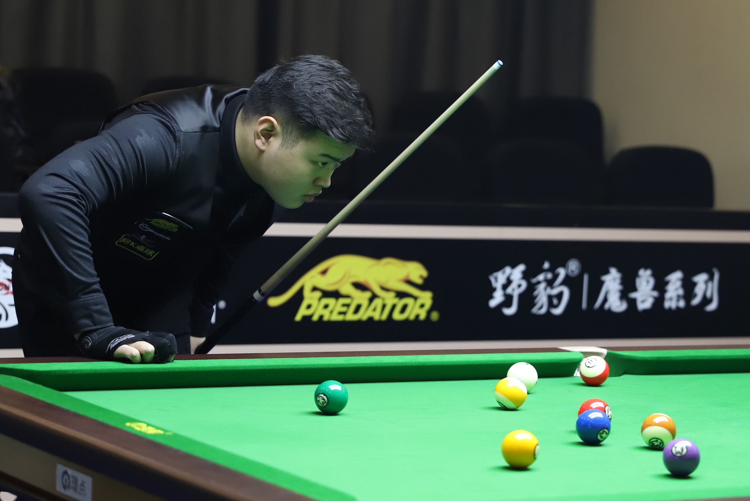 其卓越的控 其卓越的控